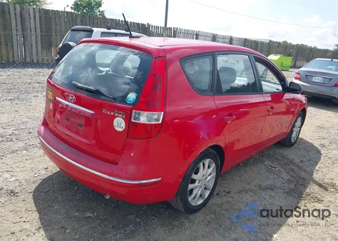 2009 Hyundai Elantra Touring z USA, uszkodzony, nr VIN KMHDC86E89U039897